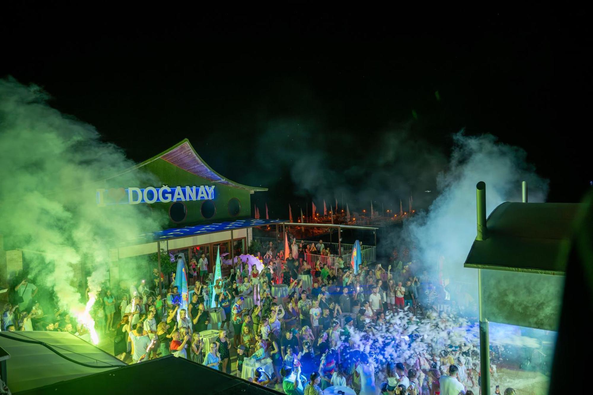 Beach Club Doganay Hotel Konaklı Exterior foto